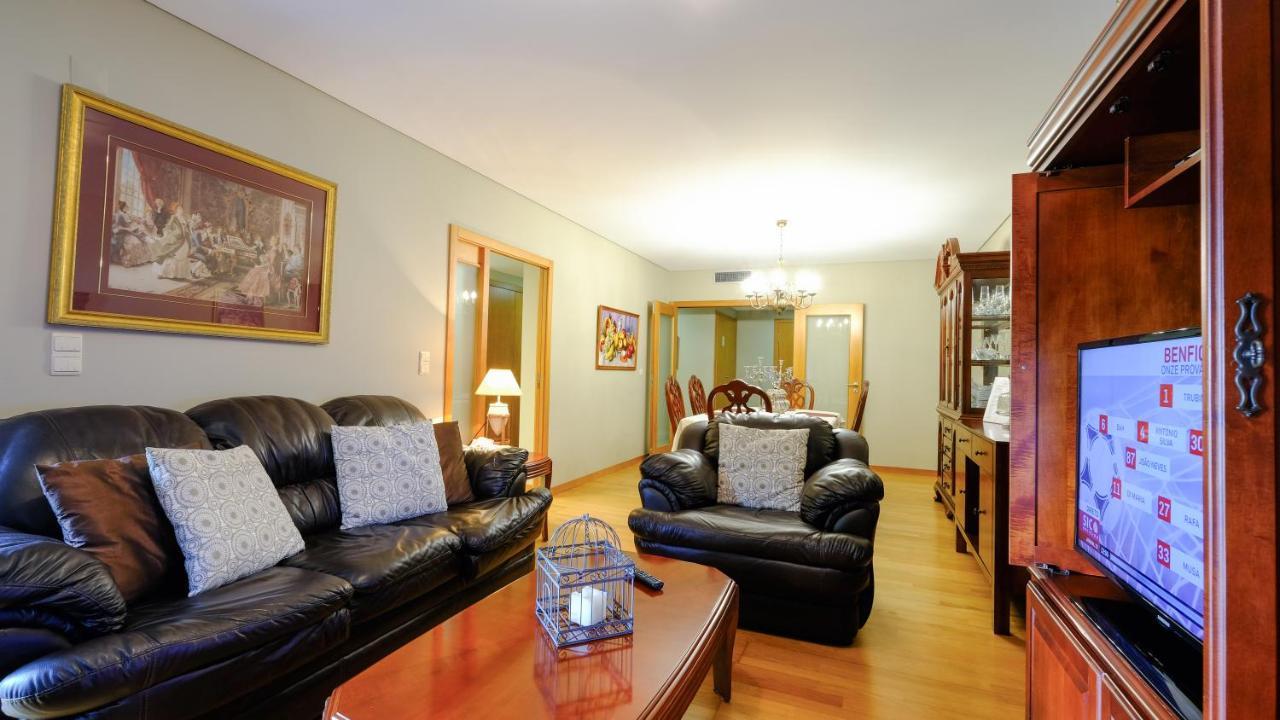 Ellierose Apartment Ponta Delgada المظهر الخارجي الصورة